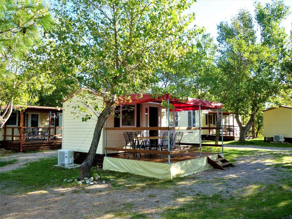 Campsite Pisak - Mobile Homes By The Sea Seline Exterior foto